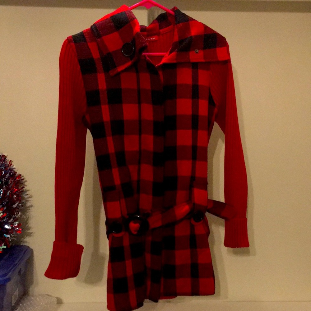 Red and black plaid sweater with zipper